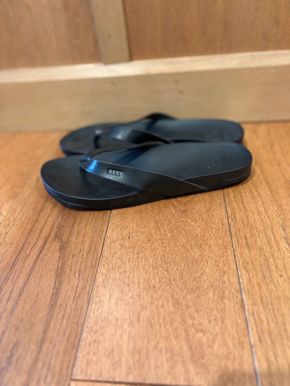 Reef Black Textured Strap Flip Flops